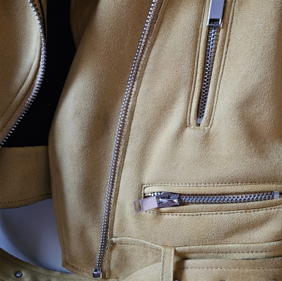 Yellow jacket Zara - Picture 2 of 4